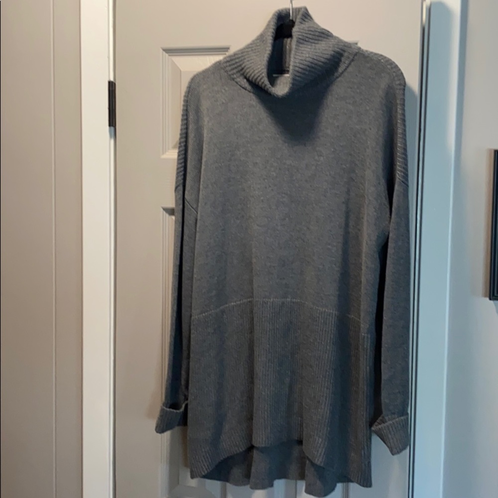 Lou & Grey Sweater